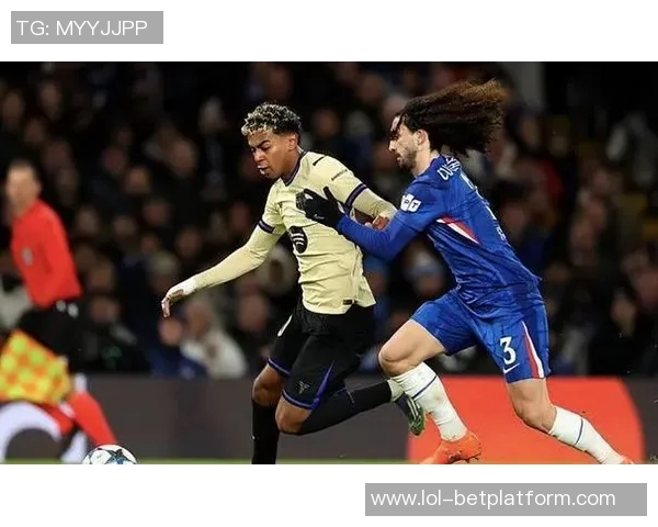 世界杯波尔图与切尔西激战成平局乌龙球成比赛转折点引发热议