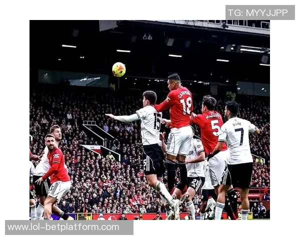 英超惊天冷门里昂顽强逼平曼联全场沸腾