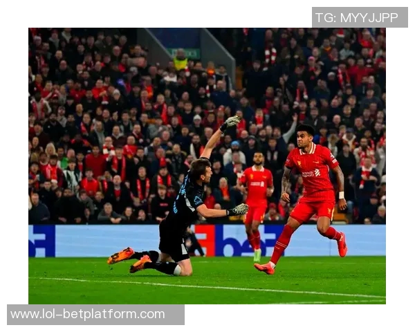 足总杯激战利物浦逆转巴萨帽子戏法引爆全场激情时刻解析